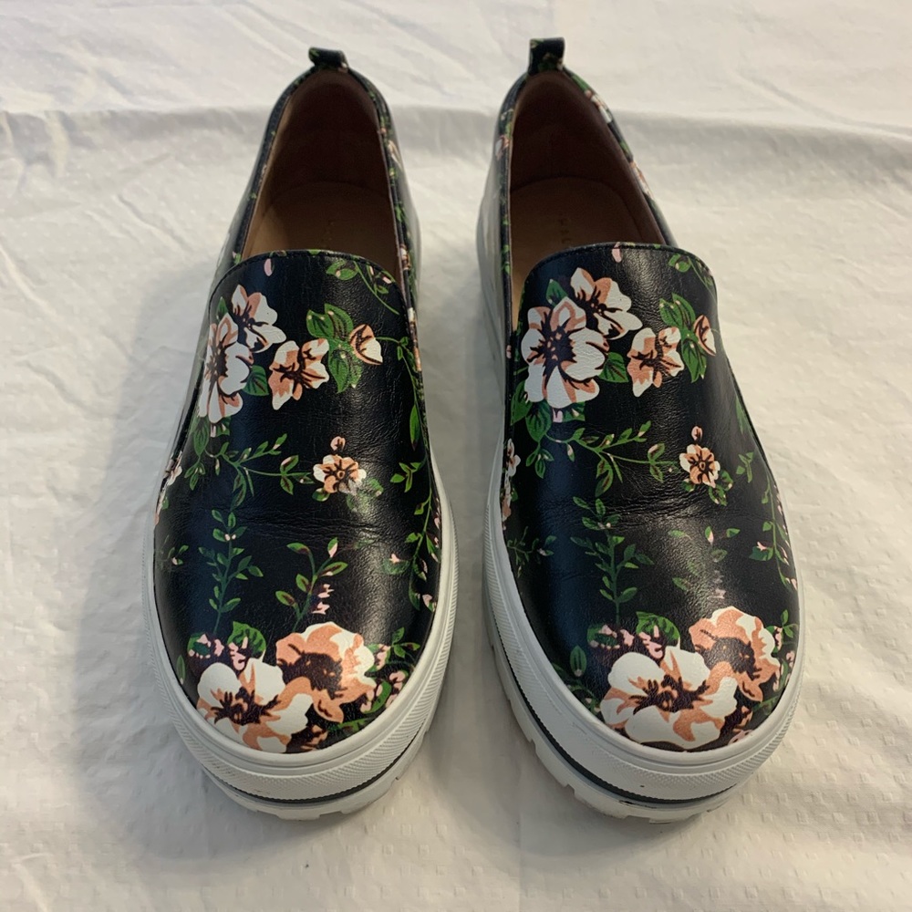 Halogen Slip On Shoes Sz 7